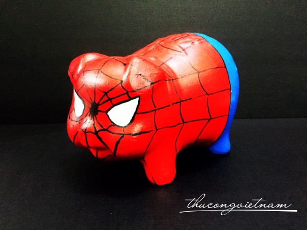 Heo đất Spiderman