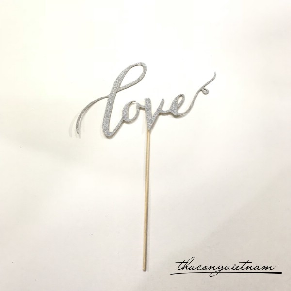 Cây ghim chữ kim tuyến Love bạc