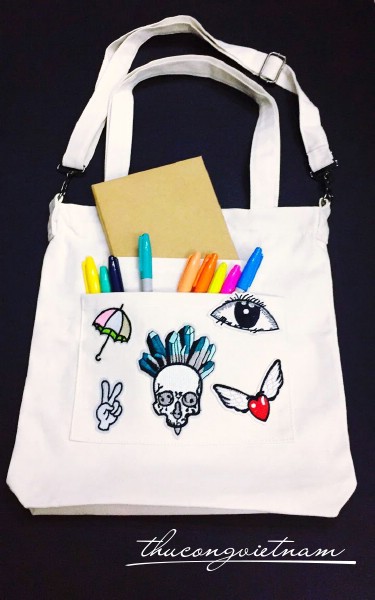 Túi tote đeo chéo bố màu trắng 33x33cm 