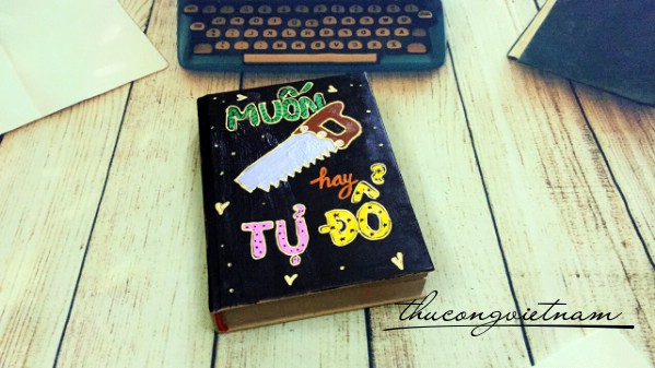 Sổ vẽ tay muốn cưa hay tự đổ